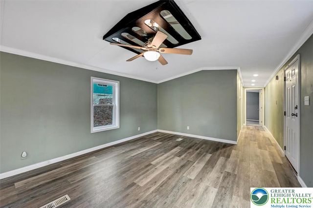 2606 Oakwood Court, Middle Smithfield Twp, PA 18302