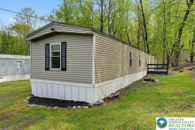 2606 Oakwood Court, Middle Smithfield Twp, PA 18302