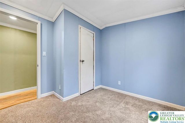 2606 Oakwood Court, Middle Smithfield Twp, PA 18302