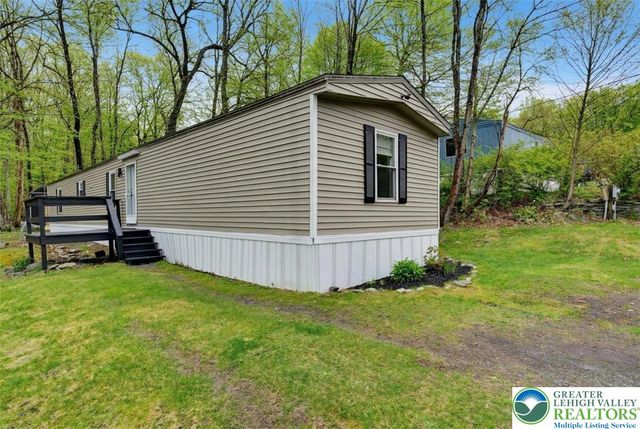 2606 Oakwood Court, Middle Smithfield Twp, PA 18302