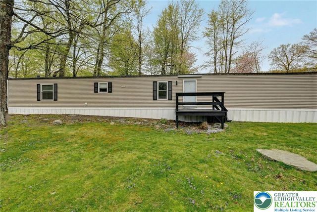 2606 Oakwood Court, Middle Smithfield Twp, PA 18302