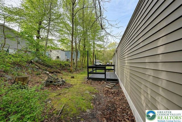 2606 Oakwood Court, Middle Smithfield Twp, PA 18302