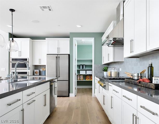 10302 Grey Poplar Court, Las Vegas, NV 89166