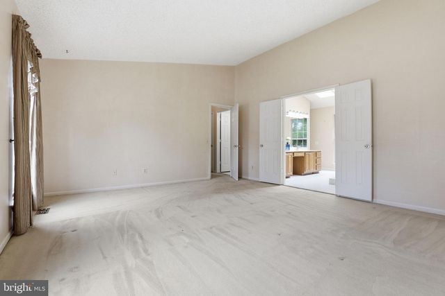 8560 YODER ST, Manassas, VA 20110