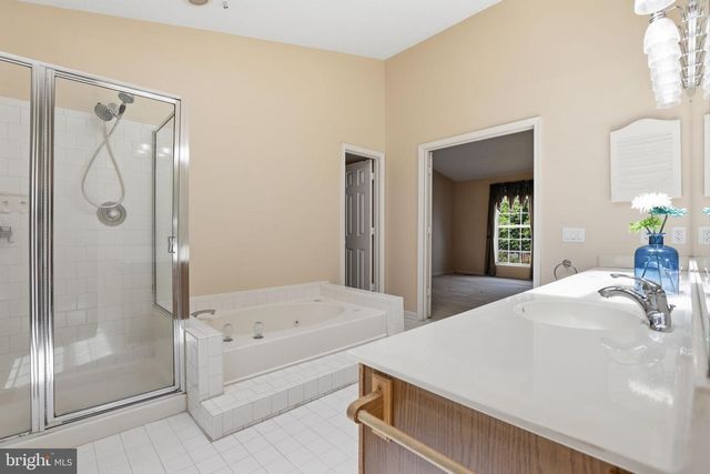 8560 YODER ST, Manassas, VA 20110