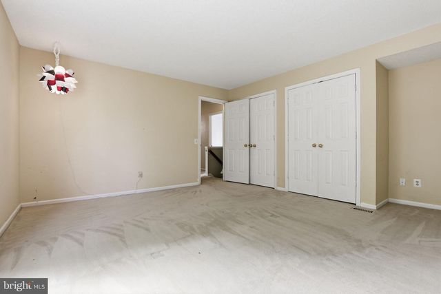 8560 YODER ST, Manassas, VA 20110