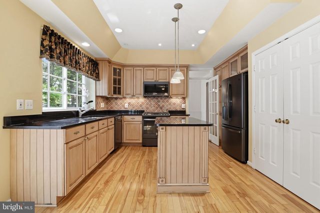 8560 YODER ST, Manassas, VA 20110