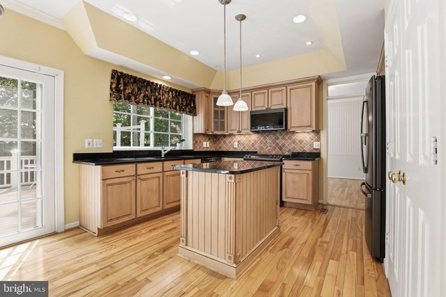 8560 YODER ST, Manassas, VA 20110