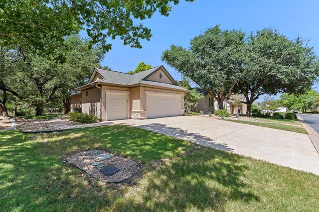 105 Golf View DR, Georgetown, TX 78633