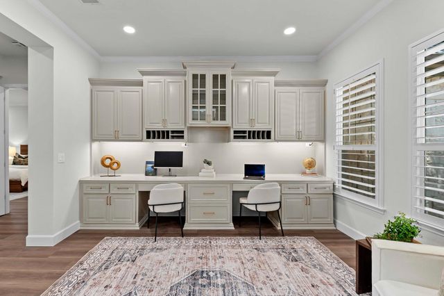 105 Golf View DR, Georgetown, TX 78633