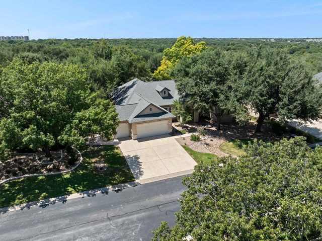 105 Golf View DR, Georgetown, TX 78633