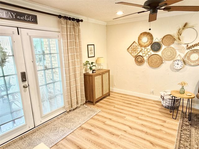 806 Glen Key Street, Denison, TX 75020