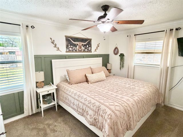 806 Glen Key Street, Denison, TX 75020