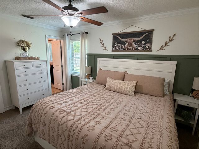 806 Glen Key Street, Denison, TX 75020