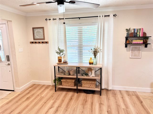 806 Glen Key Street, Denison, TX 75020