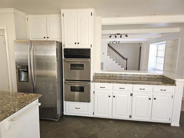 347 Forest Lake Drive, Houston, TX 77586