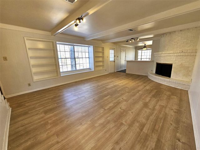 347 Forest Lake Drive, Houston, TX 77586