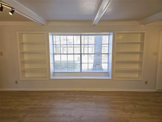 347 Forest Lake Drive, Houston, TX 77586