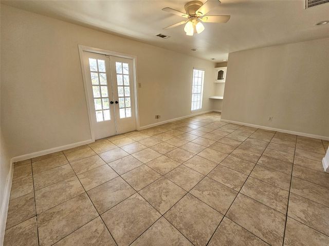 347 Forest Lake Drive, Houston, TX 77586