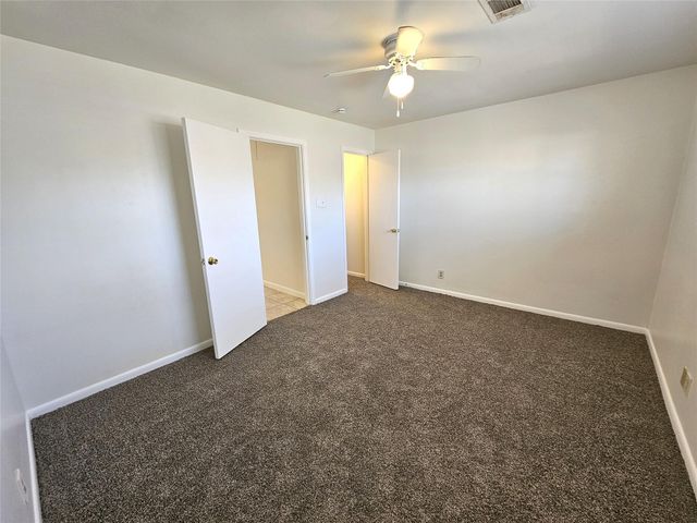 347 Forest Lake Drive, Houston, TX 77586