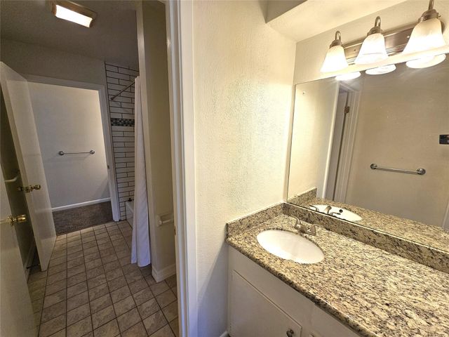 347 Forest Lake Drive, Houston, TX 77586