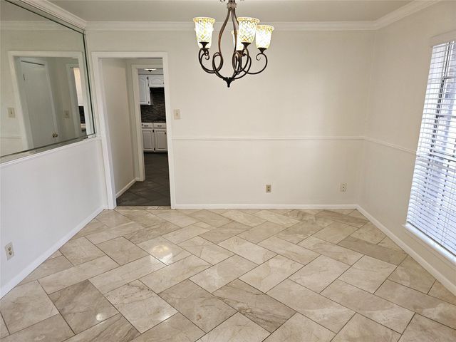 347 Forest Lake Drive, Houston, TX 77586