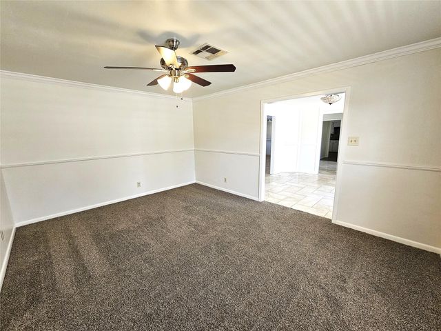 347 Forest Lake Drive, Houston, TX 77586