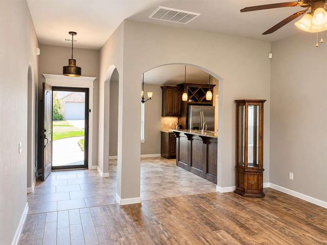 10721 SW 36th Street, Yukon, OK 73099