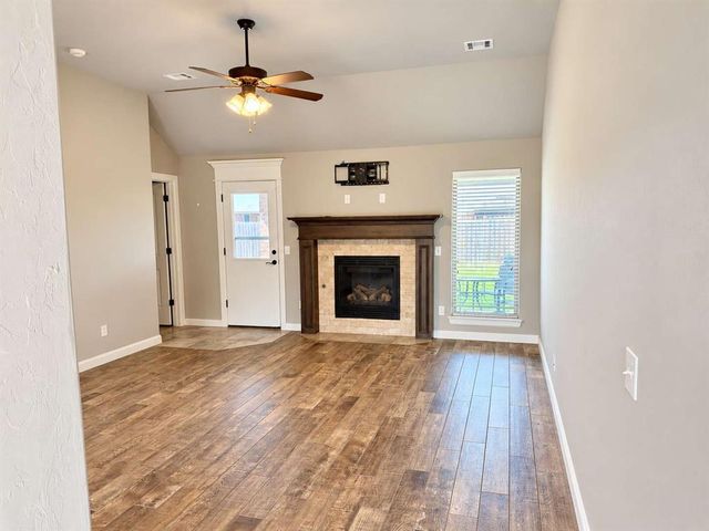 10721 SW 36th Street, Yukon, OK 73099