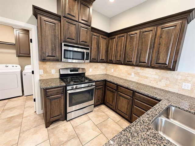10721 SW 36th Street, Yukon, OK 73099