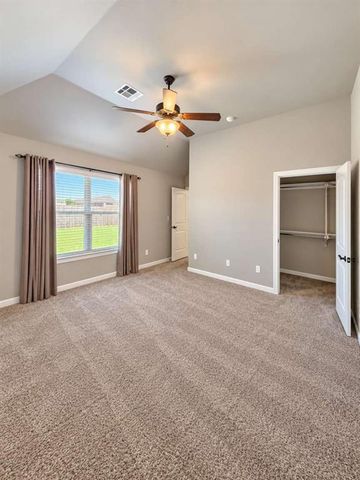 10721 SW 36th Street, Yukon, OK 73099