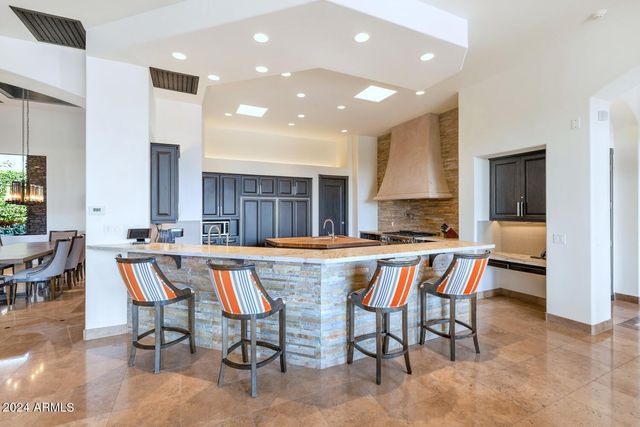 6207 E Indian Bend Road, Paradise Valley, AZ 85253