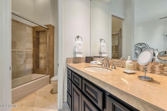 6207 E Indian Bend Road, Paradise Valley, AZ 85253