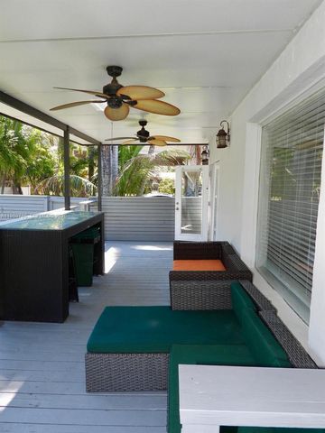 715 Hollywood Blvd, Hollywood, FL 33019