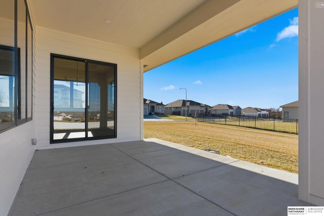11616 S 115th Street, Papillion, NE 68046