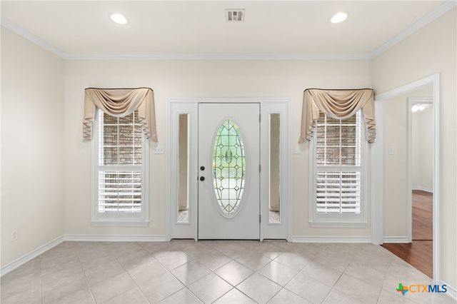 900 SALADO OAKS Drive, Salado, TX 76571