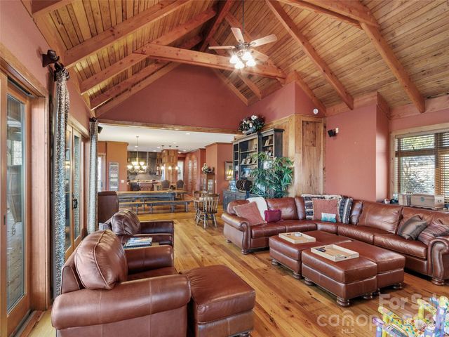 56 Spring House Drive, Burnsville, NC 28714
