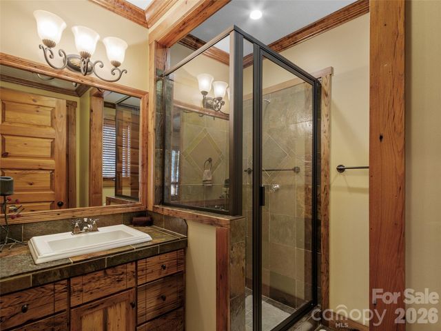 56 Spring House Drive, Burnsville, NC 28714