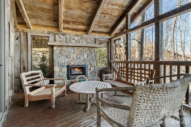 56 Spring House Drive, Burnsville, NC 28714