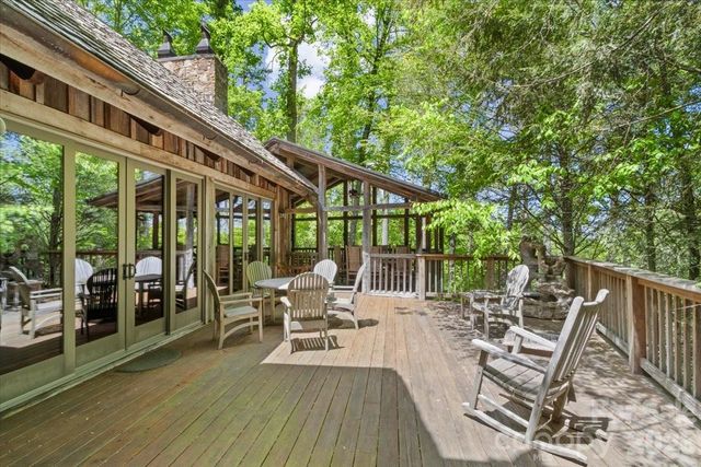 56 Spring House Drive, Burnsville, NC 28714