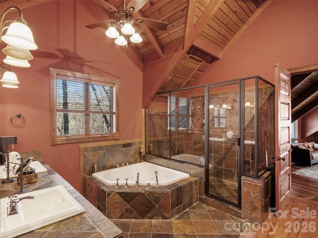 56 Spring House Drive, Burnsville, NC 28714