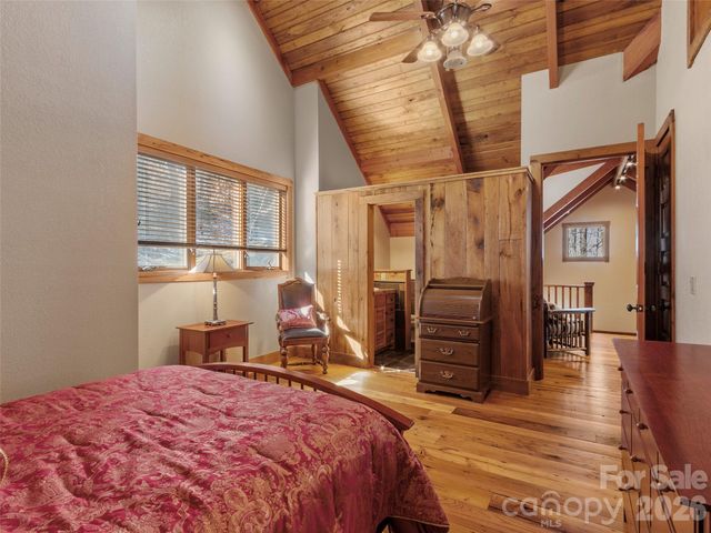 56 Spring House Drive, Burnsville, NC 28714