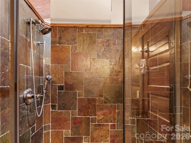 56 Spring House Drive, Burnsville, NC 28714