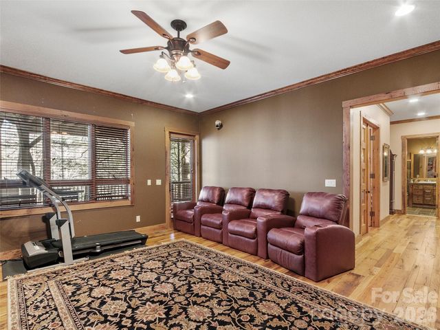 56 Spring House Drive, Burnsville, NC 28714