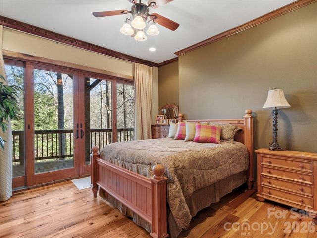 56 Spring House Drive, Burnsville, NC 28714