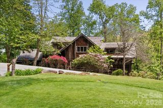 56 Spring House Drive, Burnsville, NC 28714