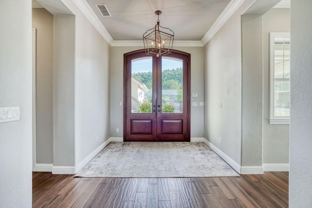 11660 Rusty Spur Lane, Clovis, CA 93619