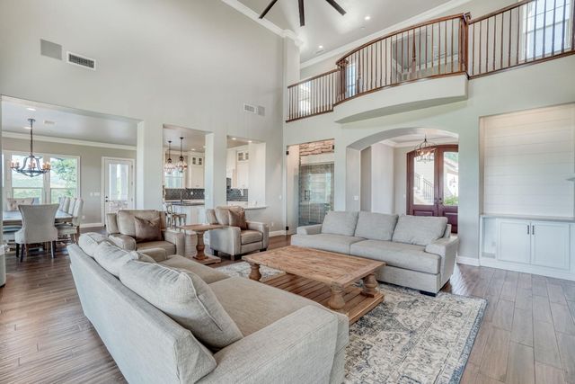 11660 Rusty Spur Lane, Clovis, CA 93619