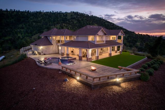 11660 Rusty Spur Lane, Clovis, CA 93619