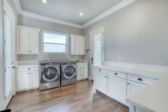 11660 Rusty Spur Lane, Clovis, CA 93619